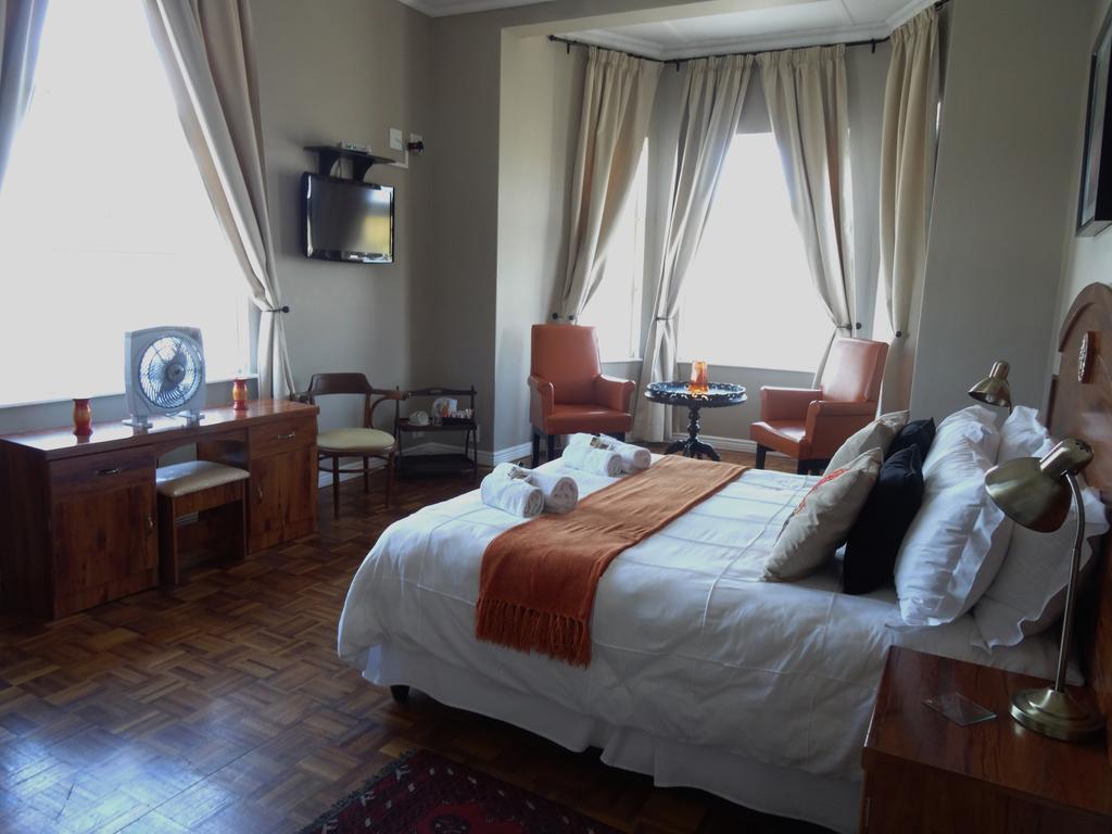 1932 House Bed And Breakfast ウォルビスベイ エクステリア 写真