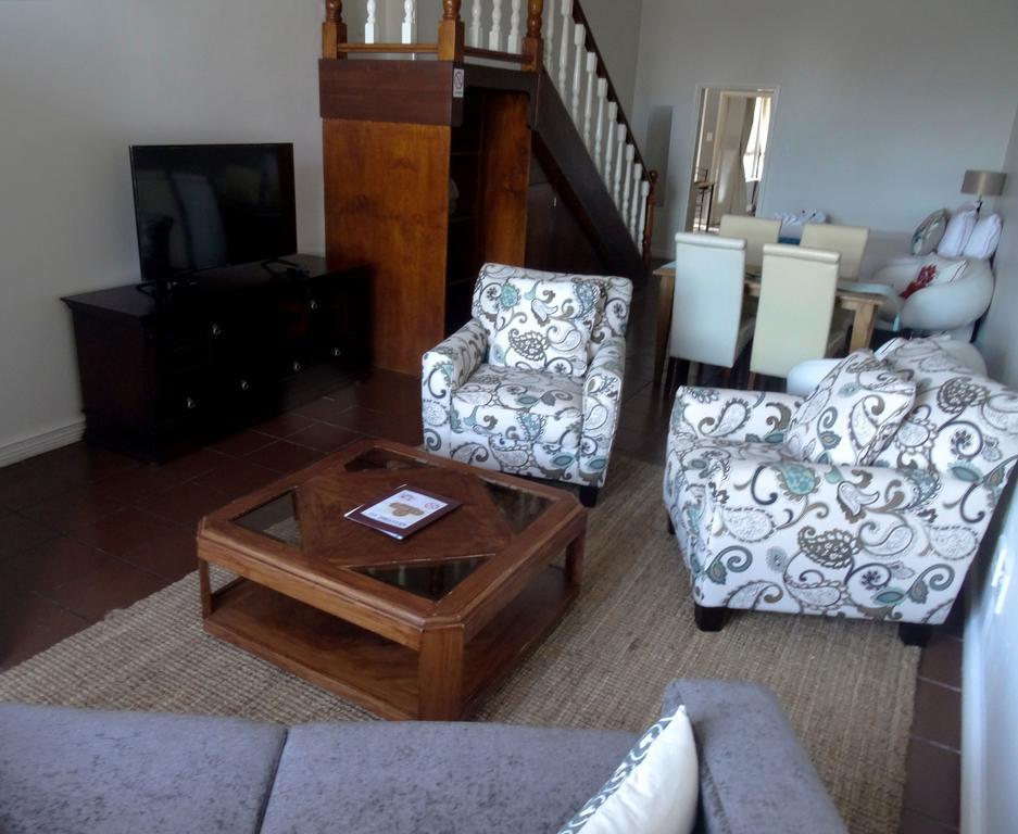 1932 House Bed And Breakfast ウォルビスベイ エクステリア 写真